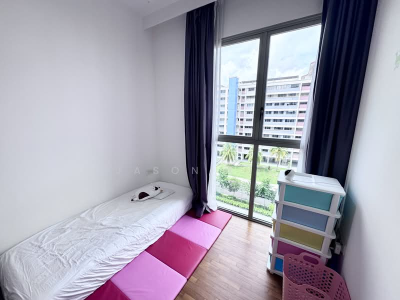 Sea Horizon, 5 Pasir Ris Rise, 3 Bedrooms, 1,109 sqft, Executive Condominium For Rent, by Jason Ang, 500132378 - Common bedroom - PropertyGuru.com.sg