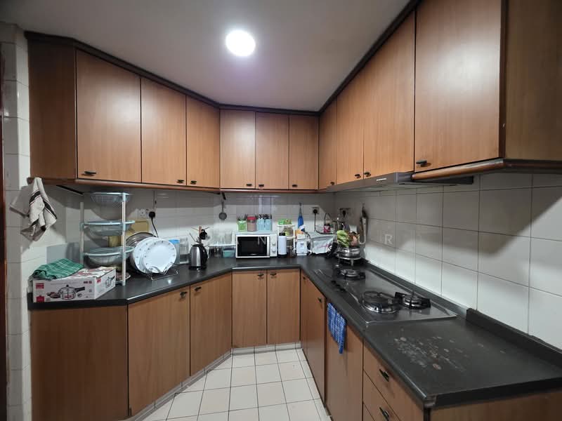 Summerdale, 2 Boon Lay Drive, 3 Bedrooms, 1,269 sqft, Condominium For Sale, by Puran Kaur, 500132381 - Kitchen - PropertyGuru.com.sg