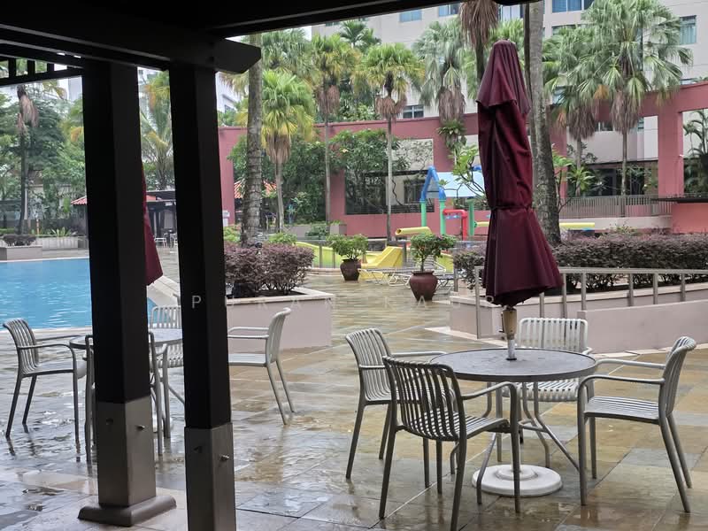 Summerdale, 2 Boon Lay Drive, 3 Bedrooms, 1,269 sqft, Condominium For Sale, by Puran Kaur, 500132381 - Exterior - PropertyGuru.com.sg