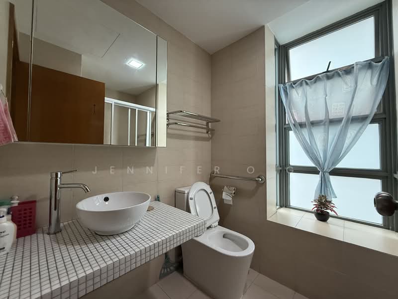 The Quintet, 36 Choa Chu Kang Street 64, 4 Bedrooms, 1,572 sqft, Condominium For Sale, by Jennifer Ong, 500132383 - Bathroom - PropertyGuru.com.sg