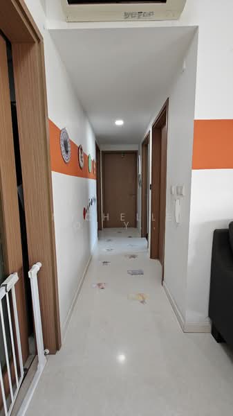 Q Bay Residences, 9 Tampines Street 86, 3 Bedrooms, 1,033 sqft, Condominium For Sale, by Michelle Goh Yeng Yeng, 500132392 - Corridor - PropertyGuru.com.sg