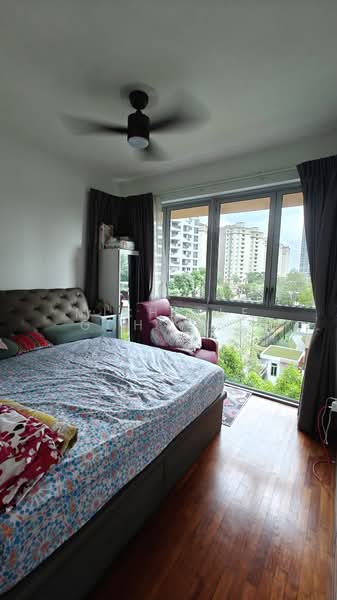Q Bay Residences, 9 Tampines Street 86, 3 Bedrooms, 1,033 sqft, Condominium For Sale, by Michelle Goh Yeng Yeng, 500132392 - PropertyGuru.com.sg