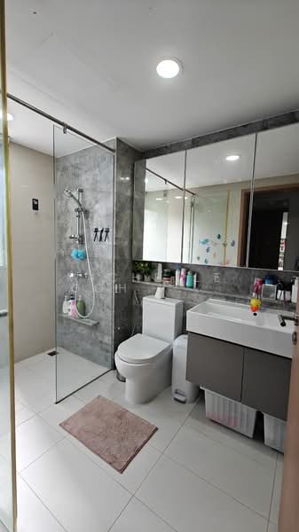 Q Bay Residences, 9 Tampines Street 86, 3 Bedrooms, 1,033 sqft, Condominium For Sale, by Michelle Goh Yeng Yeng, 500132392 - PropertyGuru.com.sg