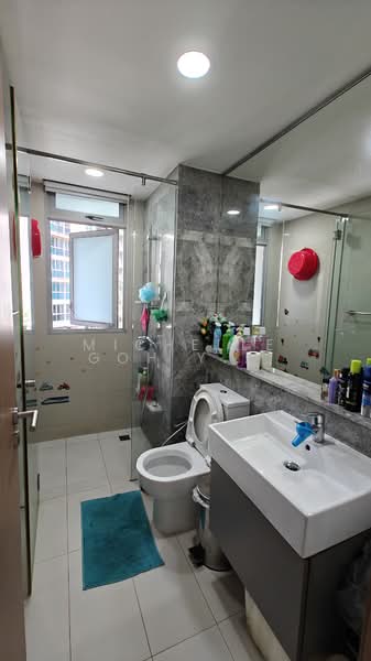 Q Bay Residences, 9 Tampines Street 86, 3 Bedrooms, 1,033 sqft, Condominium For Sale, by Michelle Goh Yeng Yeng, 500132392 - PropertyGuru.com.sg
