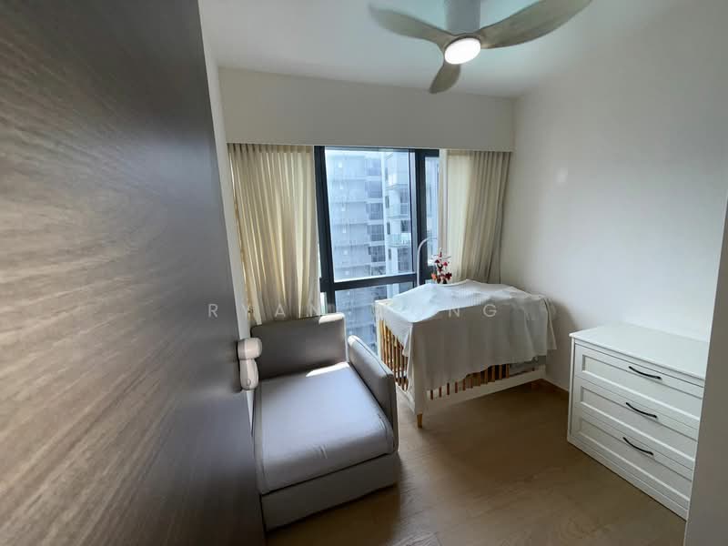 The Florence Residences, 87 Hougang Avenue 2, 3 Bedrooms, 990 sqft, Condominium For Sale, by Ryan Wong, 500132395 - Bedroom - PropertyGuru.com.sg