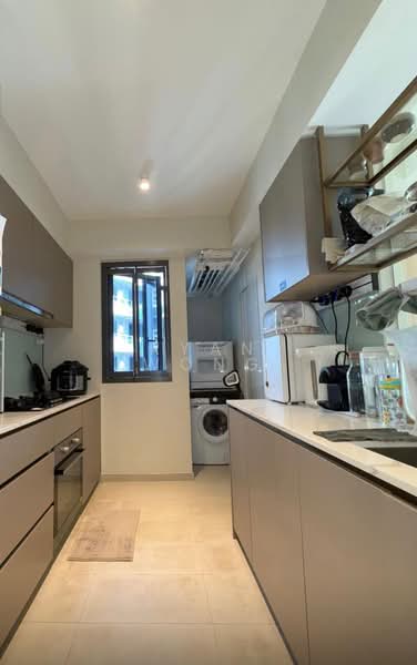 The Florence Residences, 87 Hougang Avenue 2, 3 Bedrooms, 990 sqft, Condominium For Sale, by Ryan Wong, 500132395 - Kitchen - PropertyGuru.com.sg