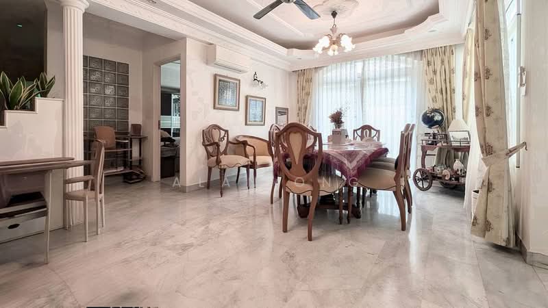 ⭐️EMINENCE LANDED⭐️D14 Rare 2.5 storey Corner Terrace @ Kembangan, Jalan Senang, 6 Bedrooms, 4,500 sqft, Corner Terrace For Sale, by Alan Ong, 500132407 - Dining Room - PropertyGuru.com.sg