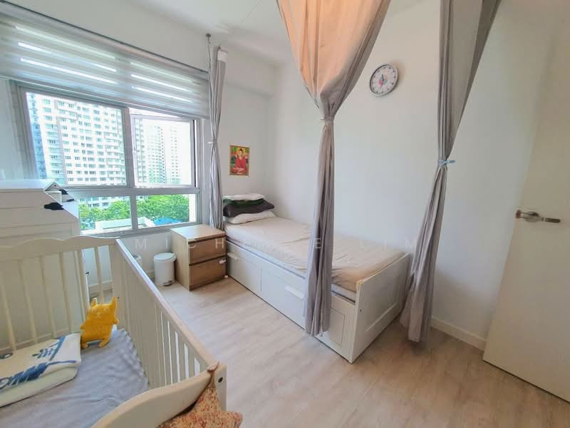 445A Fernvale Road, 445A Fernvale Road, 3 Bedrooms, 1,012 sqft, HDB Flat For Sale, by Michelle Lim, 500132422 - Bedroom - PropertyGuru.com.sg