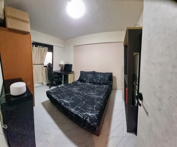 264 Waterloo Street, 264 Waterloo Street, 2 Bedrooms, 646 sqft, HDB Flat For Rent, by Jonathan Foo JH, 500132438 - Bedroom - PropertyGuru.com.sg