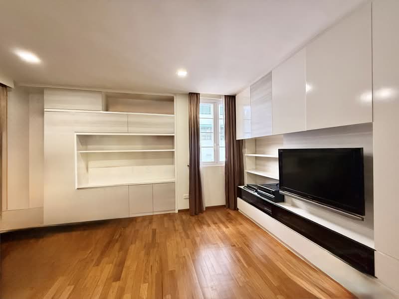 St Anne's Wood, St Anne's Woods, 5 Bedrooms, 3,300 sqft, Corner Terrace For Sale, by Isabel S, 500132458 - Living Room - PropertyGuru.com.sg