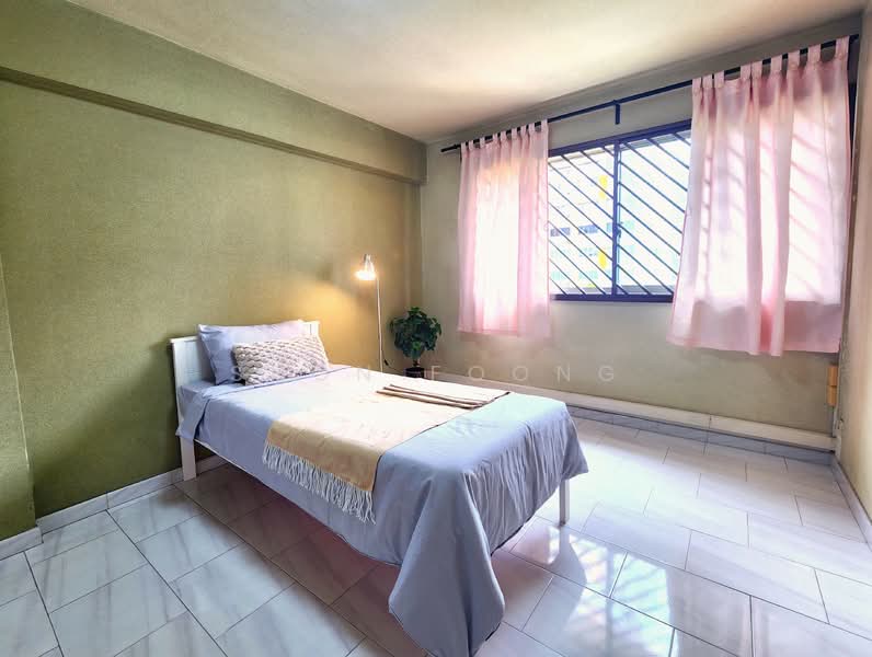 194 Bishan Street 13, 194 Bishan Street 13, 3 Bedrooms, 1,302 sqft, HDB Flat For Sale, by Shon Foong, 500132462 - Bedroom - PropertyGuru.com.sg