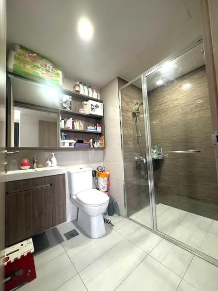Sol Acres, 8 Choa Chu Kang Grove, 3 Bedrooms, 926 sqft, Executive Condominium For Sale, by Rennie Goh 吴蕊玲, 500132520 - Bathroom - PropertyGuru.com.sg