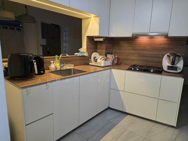 468A Admiralty Drive, 468A Admiralty Drive, 3 Bedrooms, 1,474 sqft, HDB Flat For Sale, by Ahmad Ibrahim, 500132548 - Kitchen - PropertyGuru.com.sg