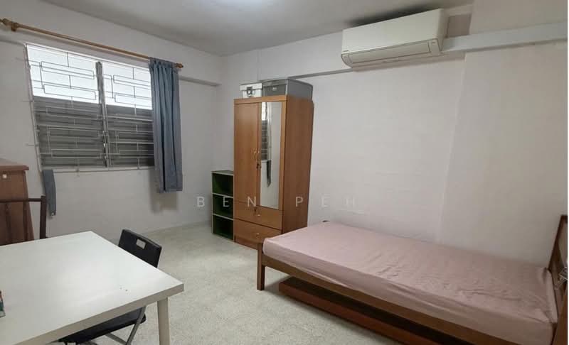 20 Dover Crescent, 20 Dover Crescent, 2 Bedrooms, 631 sqft, HDB Flat For Rent, by Ben Peh, 500132567 - Bedroom - PropertyGuru.com.sg