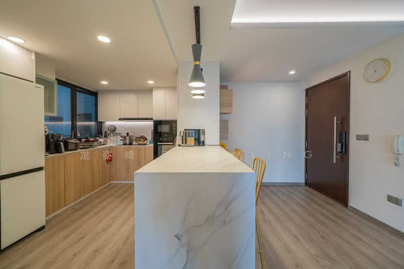 Riverparc Residence, 90 Punggol Drive, 3 Bedrooms, 1,270 sqft, Executive Condominium For Sale, by 龙姿绮 Rose Ling, 500132572 - Kitchen - PropertyGuru.com.sg