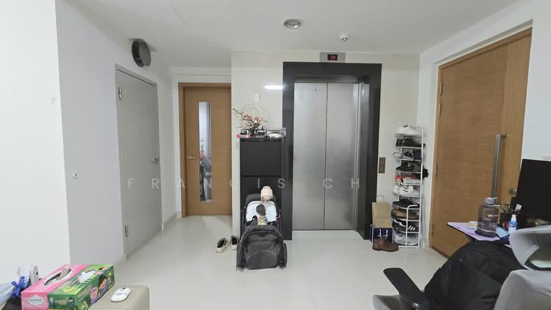Esta Ruby, 500 Guillimard Road, 2 Bedrooms, 958 sqft, Condominium For Rent, by Francis Chin, 500132576 - Living room - PropertyGuru.com.sg
