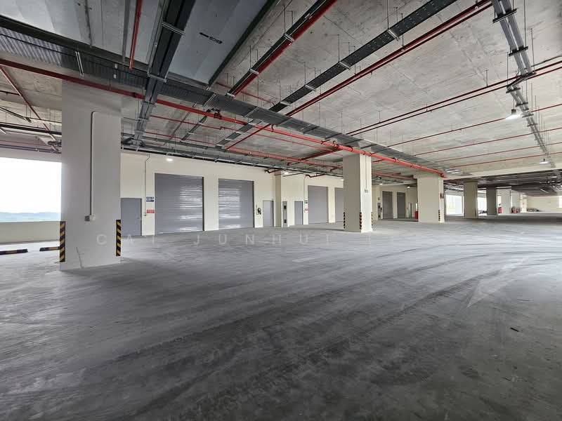 Stellar @ Tampines, 12 Tampines North Drive 4, 6,780 sqft, Factory / Workshop (B2) For Rent, by Cai Junhui (Ed), 500132582 - Car Park - CommercialGuru.com.sg