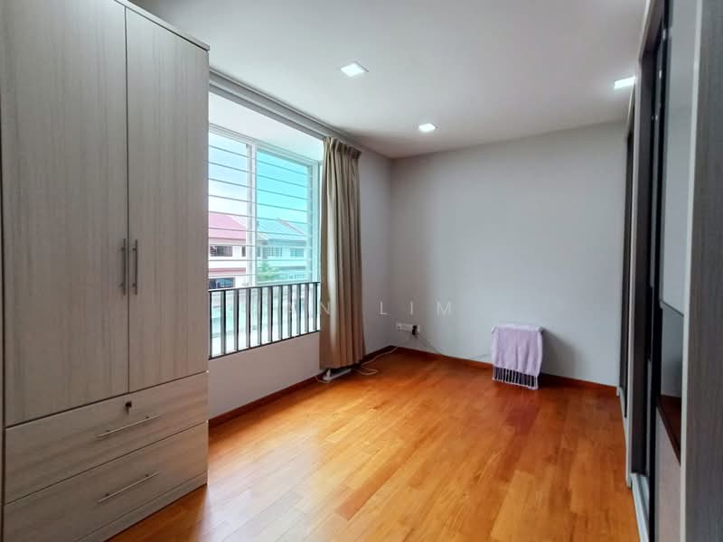 Rare Freehold Modern Terrace @ Everitt Road | 6 En-Suites+Home Lift | Move-In Condition | Prime D15, Everitt Road, Joo Chiat Road, Koon Seng Road, 6 Bedrooms, 3,200 sqft, Terraced House For Sale, by Han Lim, 500132586 - Bedroom - PropertyGuru.com.sg