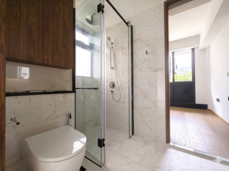 Sceneca Residence, 26 Tanah Merah Kechil Link, 3 Bedrooms, 904 sqft, Condominium For Rent, by Zheng Libin, 500132590 - Bathroom - PropertyGuru.com.sg