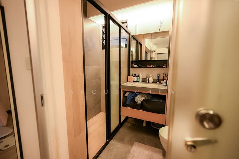 546A Segar Road, 546A Segar Road, 3 Bedrooms, 1,205 sqft, HDB Flat For Sale, by Marcus Chew, 500132596 - PropertyGuru.com.sg