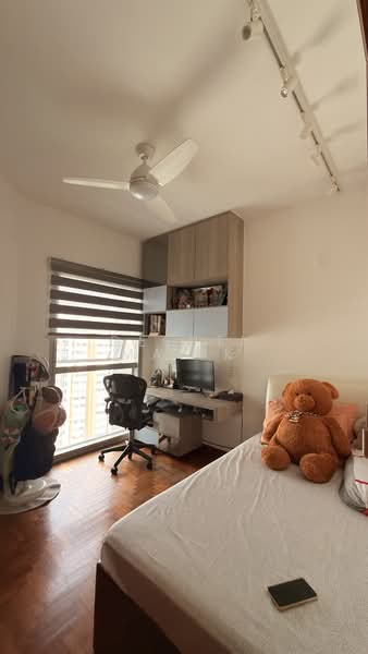 The Bayshore, 22 Bayshore Road, 4 Bedrooms, 1,432 sqft, Condominium For Sale, by Deepti Malik, 500132597 - Bedroom - PropertyGuru.com.sg
