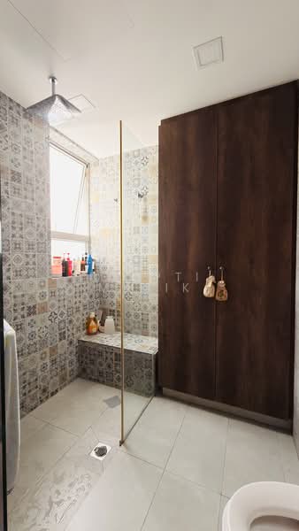 The Bayshore, 22 Bayshore Road, 4 Bedrooms, 1,432 sqft, Condominium For Sale, by Deepti Malik, 500132597 - Bathroom - PropertyGuru.com.sg
