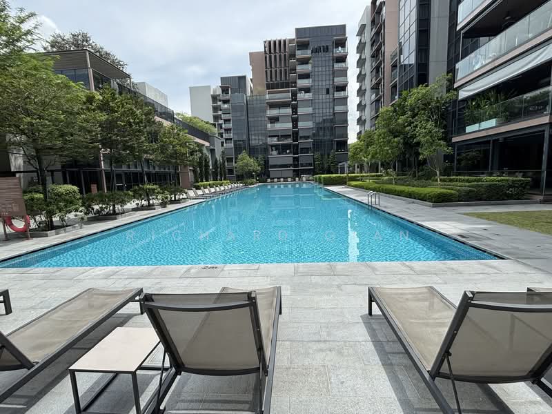 Fourth Avenue Residences, 2 Fourth Avenue, 2 Bedrooms, 689 sqft, Condominium For Rent, by Richard Gian, 500132603 - Lap Pool - PropertyGuru.com.sg