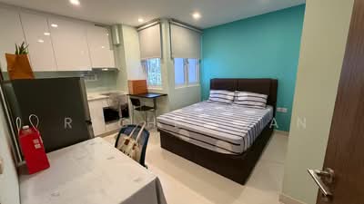 For Rent - Kensington Square