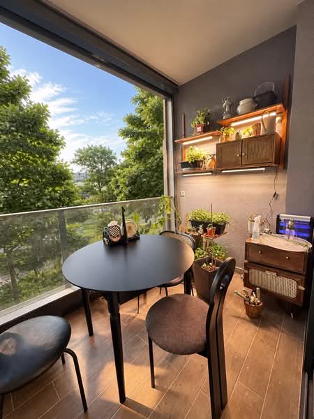 Parc Esta, 822 Sims Avenue, 2 Bedrooms, 517 sqft, Condominium For Sale, by Rin Ng, 500132621 - Balcony - PropertyGuru.com.sg