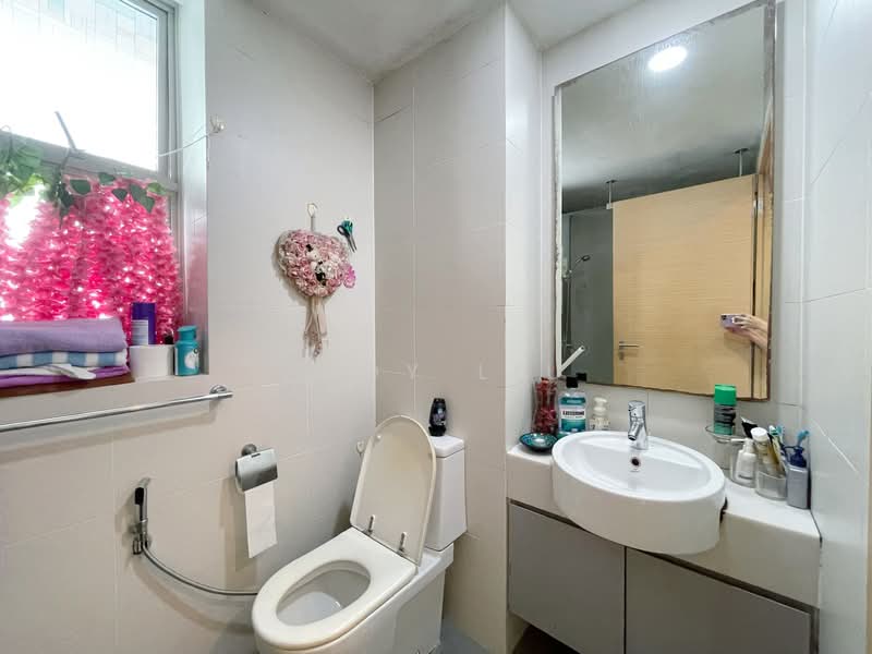 Livia, 71 Pasir Ris Grove, 2 Bedrooms, 883 sqft, Condominium For Sale, by Judy Liu, 500132624 - PropertyGuru.com.sg