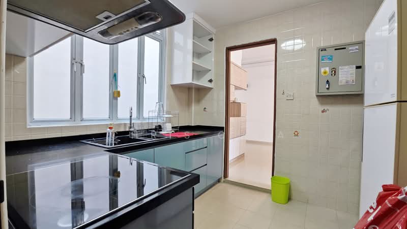 Geylang Heritage, 26 Lorong 34 Geylang, 3 Bedrooms, 1,227 sqft, Condominium For Sale, by Chris Chua, 500132644 - Kitchen - PropertyGuru.com.sg