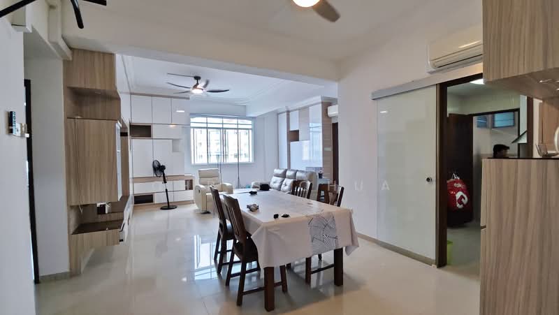 Geylang Heritage, 26 Lorong 34 Geylang, 3 Bedrooms, 1,227 sqft, Condominium For Sale, by Chris Chua, 500132644 - Living Room - PropertyGuru.com.sg