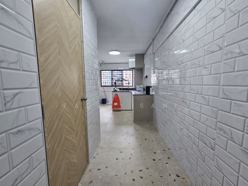 804 Yishun Ring Road, 804 Yishun Ring Road, Room Rental, 120 sqft, HDB Flat For Rent, by Fadzly Sani, 500132646 - Kitchen - PropertyGuru.com.sg