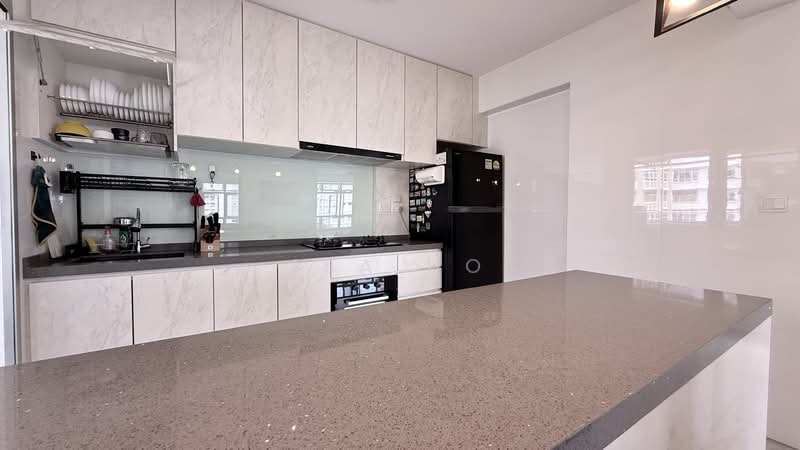874D Tampines Street 85, 874D Tampines Street 85, 3 Bedrooms, 1,001 sqft, HDB Flat For Sale, by Isa Ho, 500132647 - Kitchen - PropertyGuru.com.sg