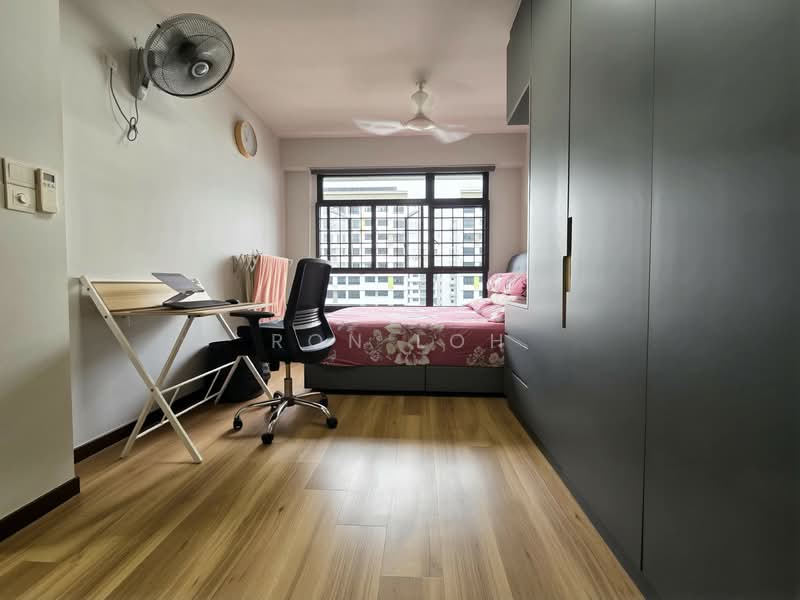 609C Tampines North Drive 1, 609C Tampines North Drive 1, 2 Bedrooms, 732 sqft, HDB Flat For Sale, by Ron Loh, 500132648 - Bedroom - PropertyGuru.com.sg