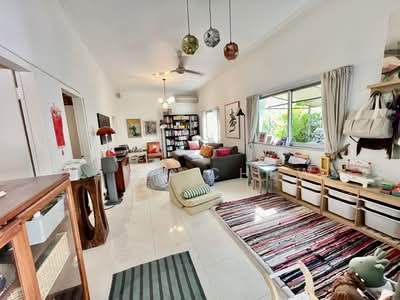 For Rent - Charming single-storey semi-detached home with renovated interiors, skylit dining area, private gard