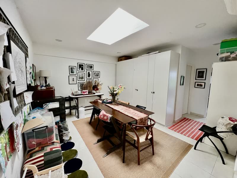 Charming single-storey semi-detached home with renovated interiors, skylit dining area, private gard, Siglap Estate, 3 Bedrooms, 1,500 sqft, Semi-Detached House For Rent, by Amy Chew, 500132679 - Dining Room - PropertyGuru.com.sg