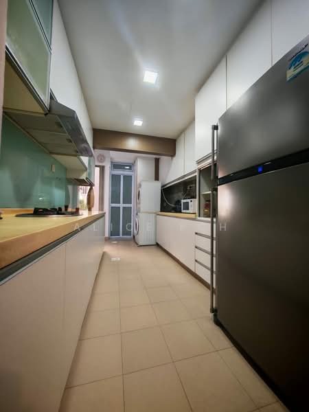 Banyan Condo, 7 Chwee Chian Road, 3 Bedrooms, 1,485 sqft, Condominium For Rent, by Alice Poh, 500132682 - Kitchen - PropertyGuru.com.sg