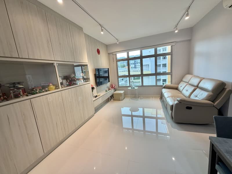 115D Canberra Walk, 115D Canberra Walk, 3 Bedrooms, 1,001 sqft, HDB Flat For Sale, by Delphine Chan, 500132700 - Living Room - PropertyGuru.com.sg