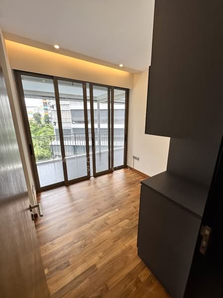 The Florentine, 68 Florence Road, 3 Bedrooms, 1,184 sqft, Apartment For Rent, by Michelle Seck, 500132711 - Balcony - PropertyGuru.com.sg