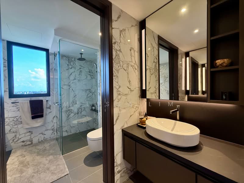 Tembusu Grand, 94 Jalan Tembusu, 5 Bedrooms, 2,691 sqft, Condominium For Sale, by Melissa Lim, 500132716 - Bathroom - PropertyGuru.com.sg
