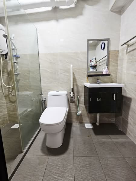 295B Compassvale Crescent, 295B Compassvale Crescent, 3 Bedrooms, 1,184 sqft, HDB Flat For Sale, by Mus Taqim, 500132718 - Bathroom - PropertyGuru.com.sg