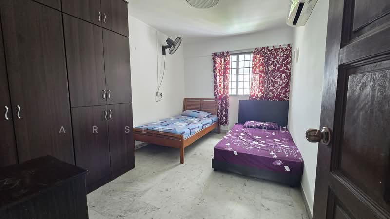 547 Bedok North Street 3, 547 Bedok North Street 3, 3 Bedrooms, 990 sqft, HDB Flat For Sale, by A R Selva (Arul), 500132738 - Bedroom - PropertyGuru.com.sg