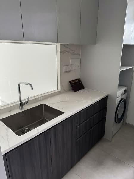 Sky Eden @ Bedok, 1 Bedok Central, 3 Bedrooms, 893 sqft, Condominium For Sale, by Shawn Yee, 500132754 - Kitchen - PropertyGuru.com.sg