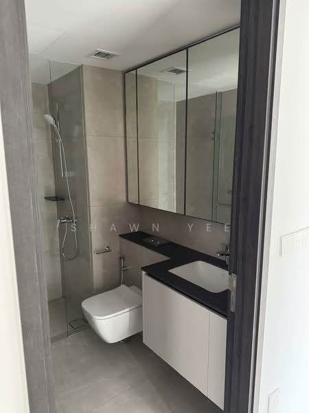 Sky Eden @ Bedok, 1 Bedok Central, 3 Bedrooms, 893 sqft, Condominium For Sale, by Shawn Yee, 500132754 - Bathroom - PropertyGuru.com.sg