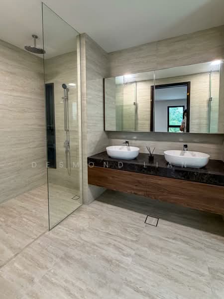 Brand new Grove Drive Deatched, Grove Drive | Mount Sinai | Holland Park | Sixth Avenue | Coronation Road, 5 Bedrooms, 12,110 sqft, Detached House For Sale, by Desmond Lian, 500132757 - Bathroom - PropertyGuru.com.sg