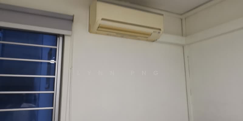 801 Tampines Avenue 4, 801 Tampines Avenue 4, Room Rental, 120 sqft, HDB Flat For Rent, by Lynn Png, 500132767 - PropertyGuru.com.sg
