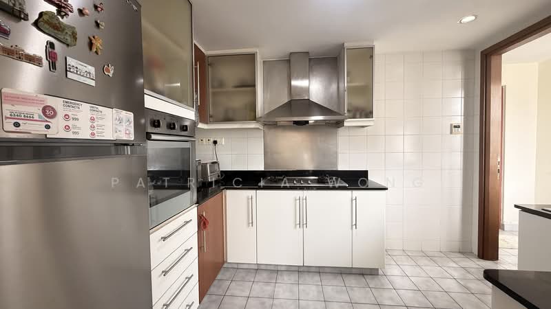 Emery Point, 18 Ipoh Lane, 3 Bedrooms, 1,302 sqft, Apartment For Sale, by Patricia Wong, 500132780 - Kitchen - PropertyGuru.com.sg