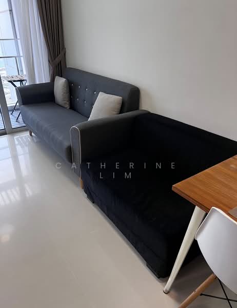 Eon Shenton, 70 Shenton Way, 2 Bedrooms, 538 sqft, Condominium For Sale, by Catherine Lim, 500132781 - Living Room - PropertyGuru.com.sg