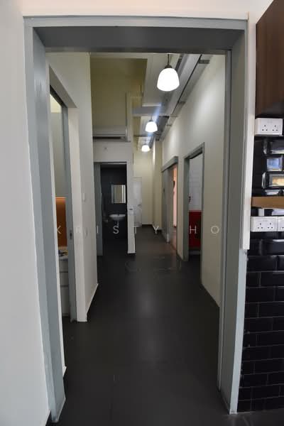 High Visibility Corner main road Shophouse located right next to Jalan Besar MRT, Farrer Park / Serangoon Rd, 3,737 sqft, Food & Beverage For Rent, by Kristy Ho, 500132796 - Corridor - CommercialGuru.com.sg